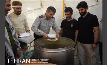 بسیج شهرداری تهران در مناطق سیل زده خوزستان 21