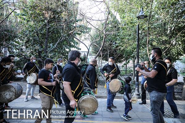 دسته عزاداری دمام زنی در بلوار کشاورز 2
