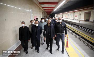 بازدید اعضای کمسیون حمل و نقل شورای اسلامی شهر از ایستگاه مترو شهید رضایی 30