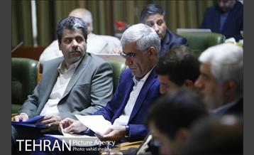 ارائه لایحه برنامه سوم توسعه شهر تهران توسط شهردار به شورای شهر  31