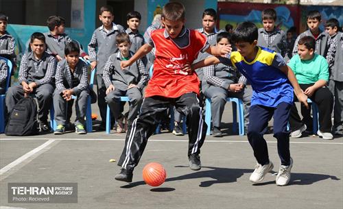 برگزاری فینال مسابقات جام «سهیل» به یاد شهدای دانش‌آموز در منطقه 4 17