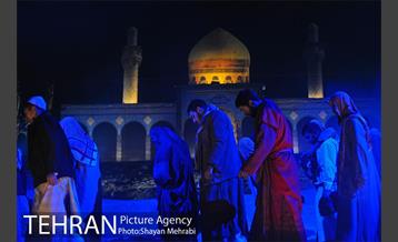 نمایش بزرگ «تنهاتر از مسیح» 37