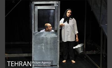 نمایش مستاجر‎ 8