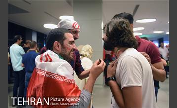 تماشای مسابقات جام جهانی فوتبال  2