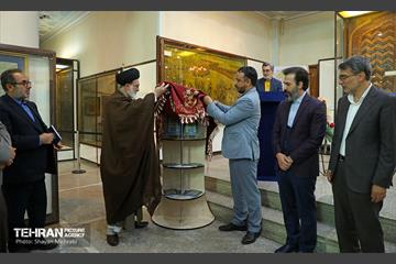 آیین رونمایی از کتاب "سر در مقدس" 11