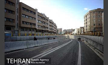 زیرگذر استاد معین قبل از افتتاح 25