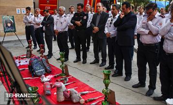 ادای احترام آتش نشان‌های تهران به شهدای جنگ ۱۲ روزه 40