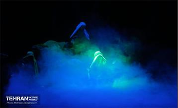 نمایش آئینی مذهبی «در انتظار...» 8