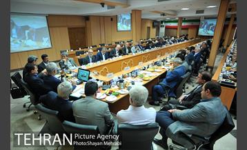 جلسه شورای معاونین، مشاورین و شهرداران با حضور شهردار تهران 21