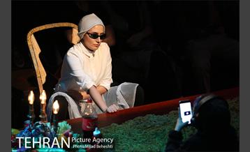 نمایش نمی تونیم راجع بهش حرف بزنیم‎ 3