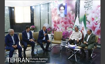 دیدار نوروزی دکتر نجفی با کارکنان شهرداری 29