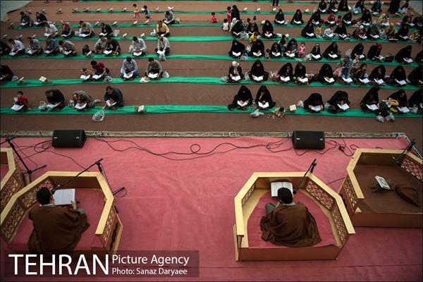 اجرای کرسی های تلاوت قرآن ویژه ماه مبارک رمضان در میدان امام حسین 8