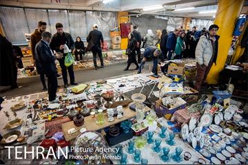 جمعه بازار پارکینگ پروانه 15