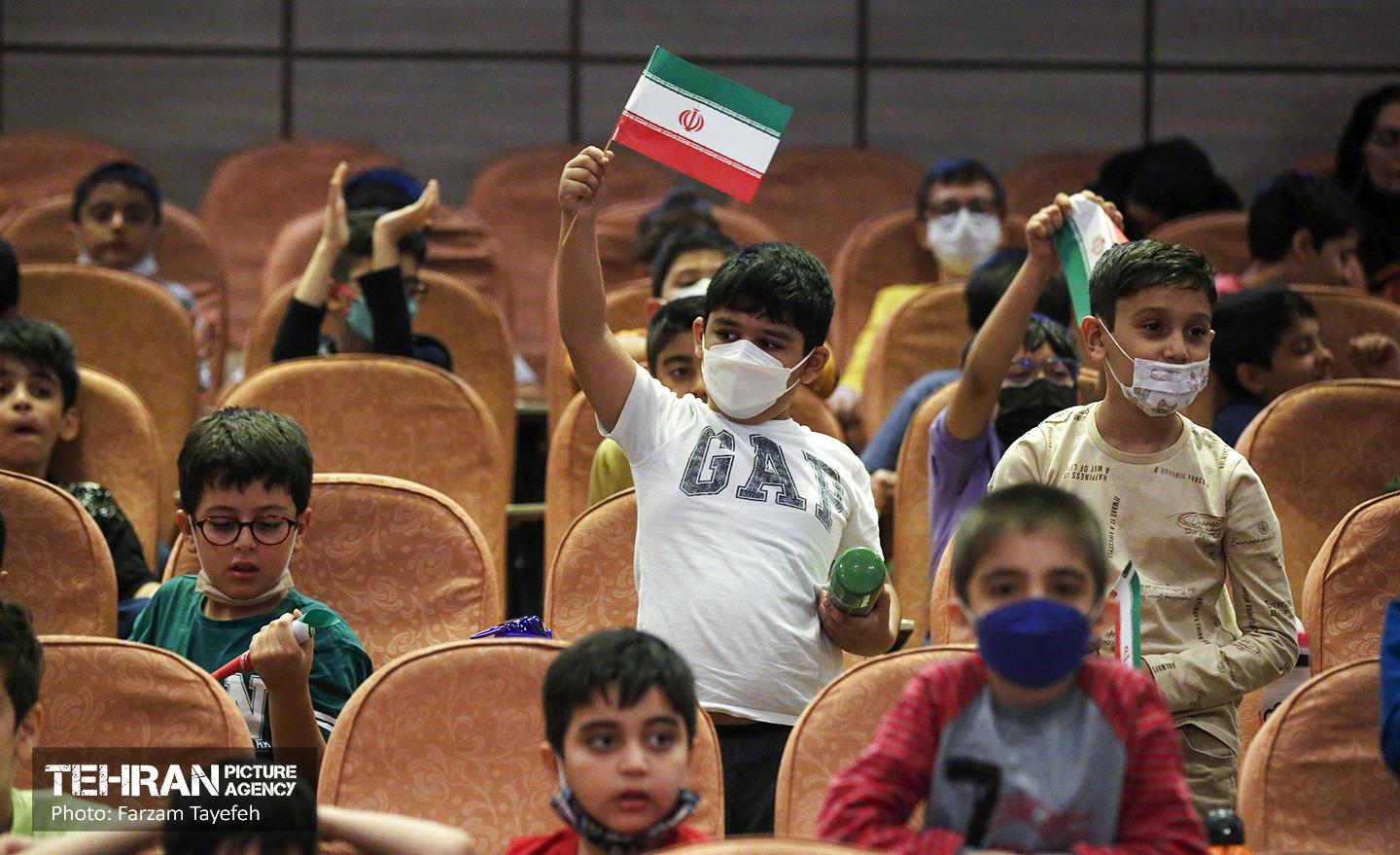 زنگ مدرسه در منطقه 5