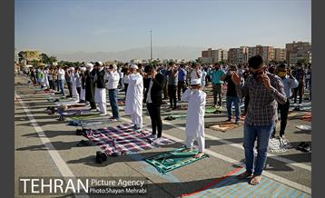اقامه نماز عید فطر افغانستانی های اهل تسنن مقیم تهران 33
