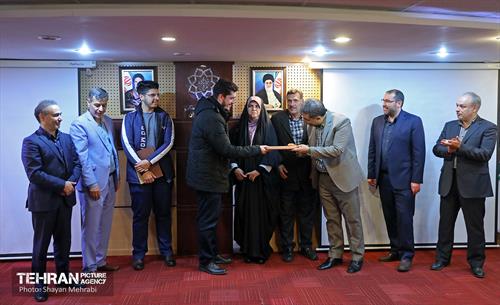 آیین تقدیر از فرزندان نودانشجوی همکاران شرکت خودرو سرویس شهر 28