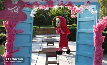 جشنواره گل و گلاب در برج میلاد 10