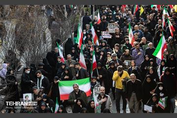 تشییع پیکر مطهر شهدای ناوشکن دنا