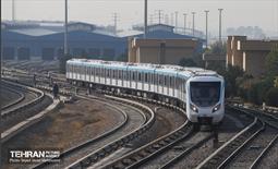 آیین بهره برداری از ۲ رام قطار ساخت داخل 48