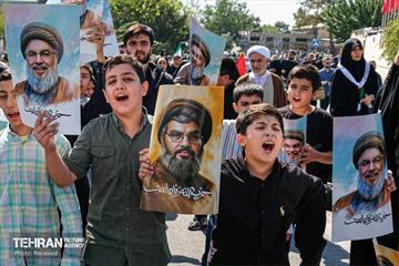 در حاشیه نماز جمعه تهران به امامت رهبر انقلاب 20