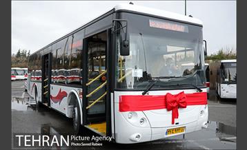 آیین بهره برداری از ۱۱۰ دستگاه اتوبوس و مینی بوس ناوگان حمل و نقل عمومی تهران 52