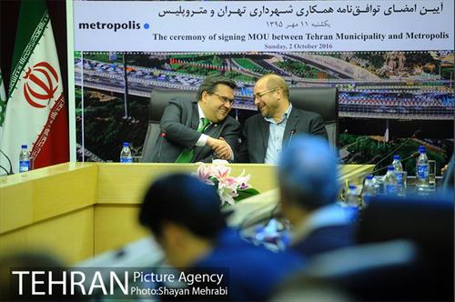 حضور شهردار مونترال در برج میلاد برای امضاء تفاهم نامه با شهرداری تهران 17