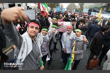 راهپیمایی ۱۳ آبان 16