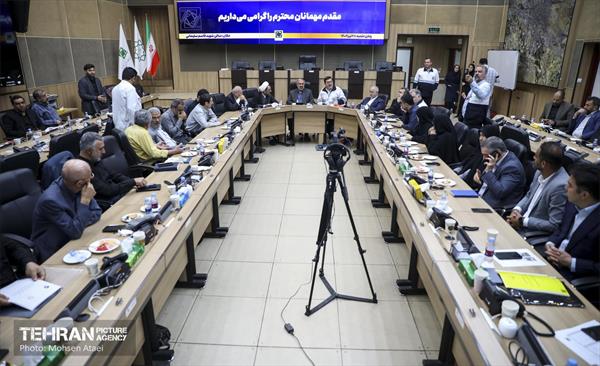 نشست جمعی از نمایندگان مجلس با رئیس سازمان پیشگیری و مدیریت بحران تهران 17