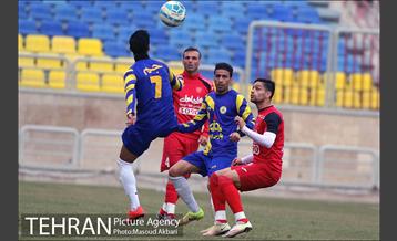 دیدار دوستانه تیم های فوتبال پرسپولیس و پارس جنوبی جم