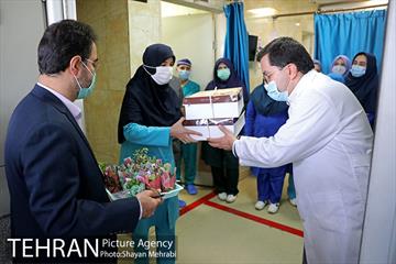 بزرگداشت روز پرستار  39