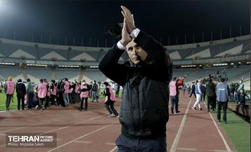 دیدار تیم های فوتبال پرسپولیس تهران و صنعت نفت آبادان 2