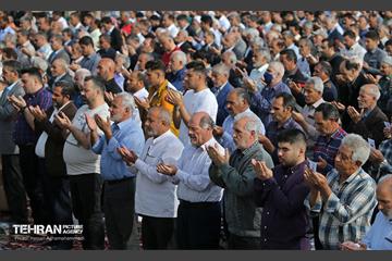 اقامه نماز عید فطر در حرم حضرت عبدالعظیم حسنی(ع) 21
