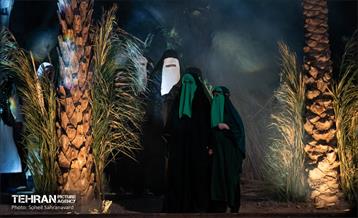 نمایش «تنهاتر از مسیح» 27