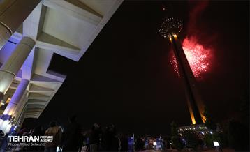 نور افشانی پایتخت از فراز برج میلاد 5