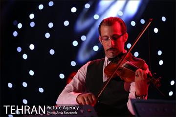 کنسرت حسین خواجه امیری (ایرج) در بندرعباس‎ 38