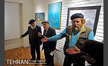 افتتاح «کافه کتاب ققنوس» در هفته کتاب 16