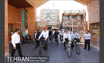 بازدید شهردار تهران از بیمارستان سینا  4