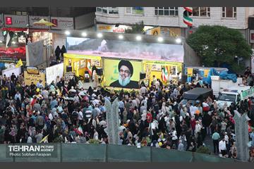 مهمانی ۱۰ کیلومتری عید غدیر در تهران - 3 17
