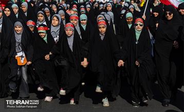 اجتماع «دختران جان‌فدای ایران» - ۲ 16