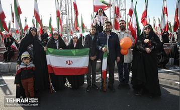 خانواده‌های انقلابی  37