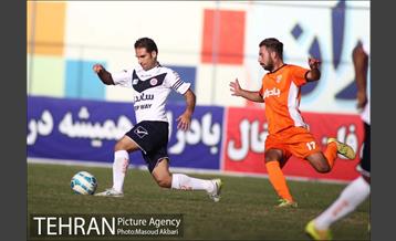 دیدار سایپا و بادران تهران در جام حذفی 13