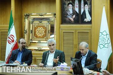 دیدار اعضای فدراسیون فوتبال با شهردار تهران 40