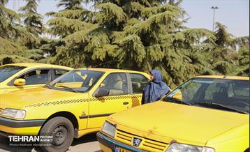 ایستگاه تاکسی بانوان در نمایشگاه زنان و تولید ملی 30