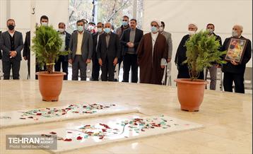 مراسم‌ کاشت نهال در بوستان بهاران منطقه ۱۷