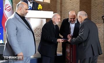 رونمایی از سردیس چهره‌های ماندگار در شهر تهران 11