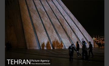 نور افشانی برج آزادی  7