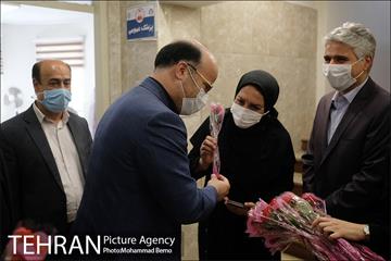 بازدید شهردار منطقه شش از بیمارستان فیروزگر و شرکت شهر سالم 2