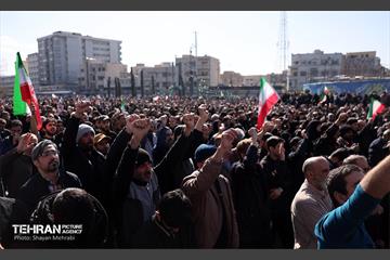 اجتماع مردم تهران در پی شهادت رهبر انقلاب - 1 43