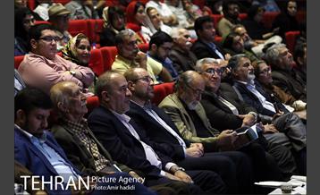 آیین اختتامیه پنجمین جشنوتره تاتر شهر 8