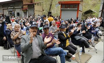 دومین جشنواره شکوفه‌های گیلاس 3